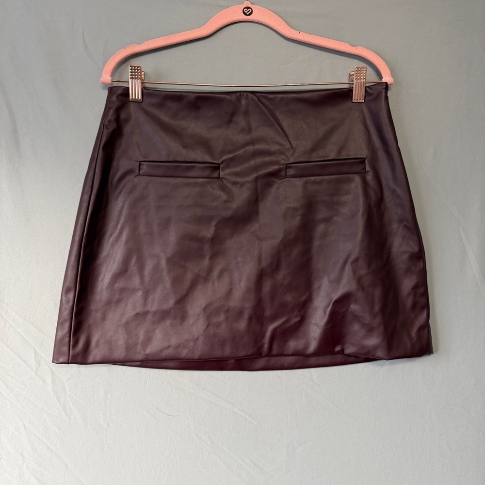 A New Day Womens Faux Leather Mini Skirt 10 Burgundy Rocker Punk Edgy Going Out
